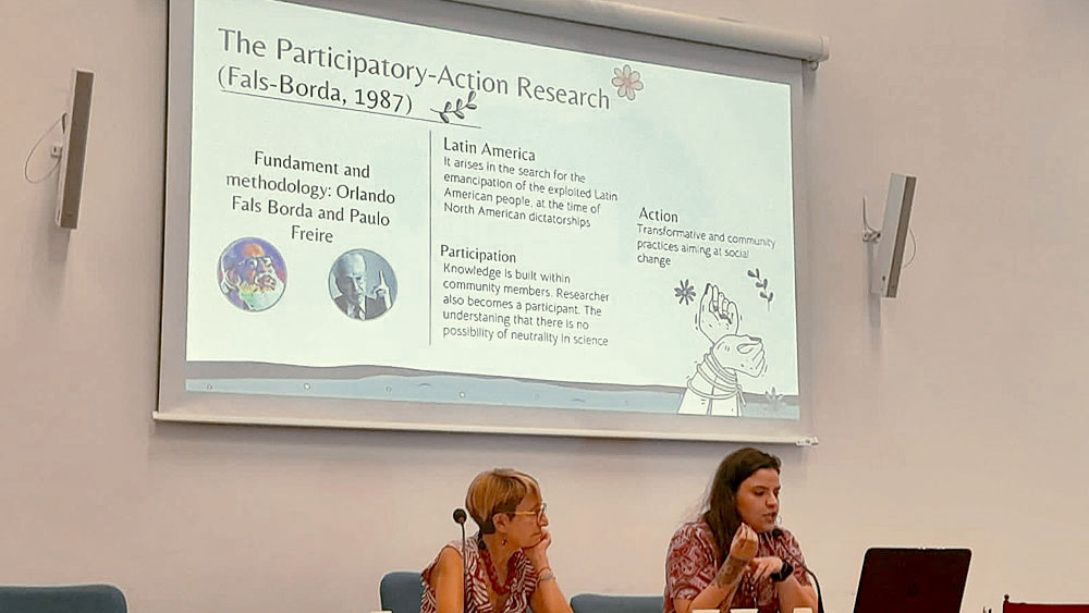 Apresentação de Laura Lorenzetti sobre Autolesão Não Suicida em congresso na Itália